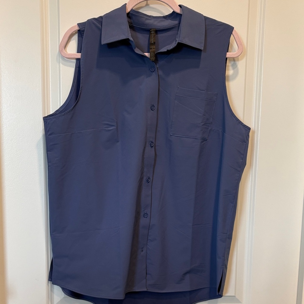 GAIAM Men's Casual Blue Button Down Shirt